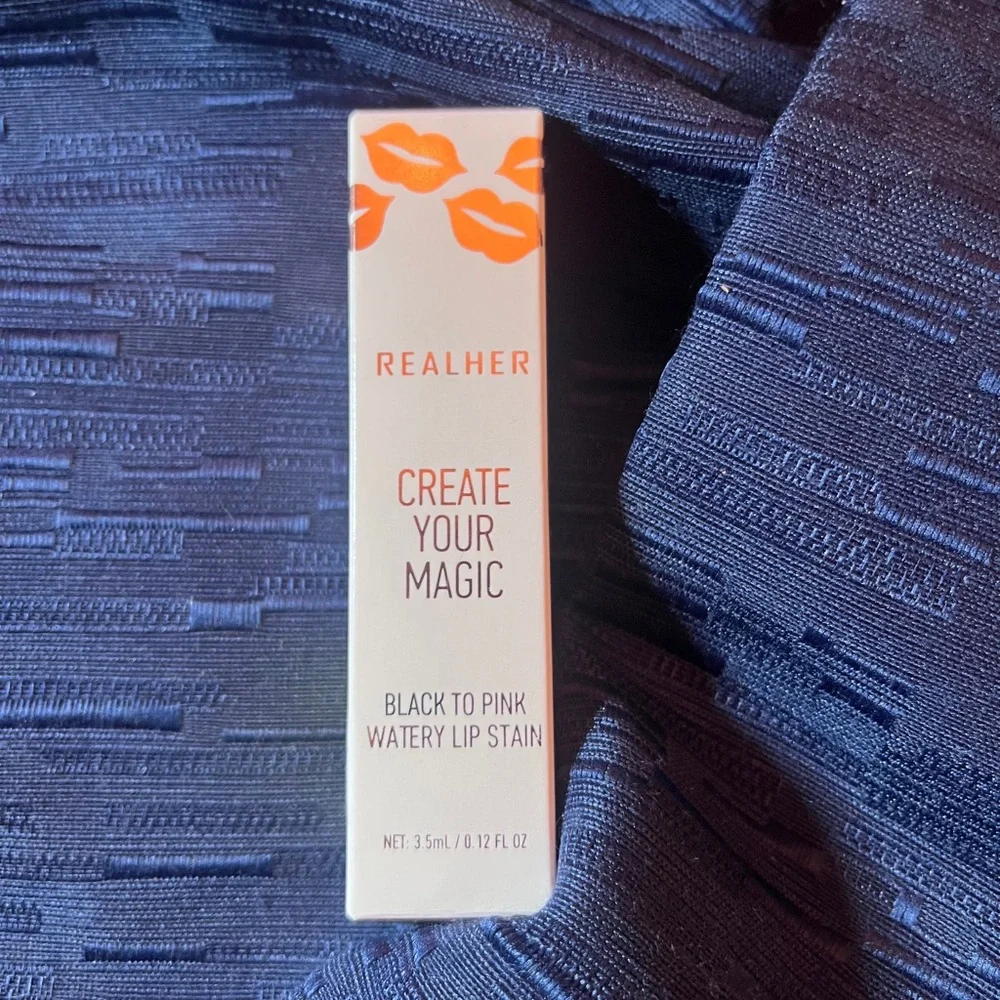 RealHer Black to Pink Glossy Lip Stain